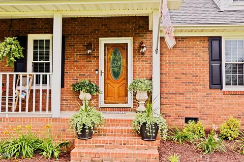 Exterior - 230 Wendy Pl, Benson, NC 27504 photo 10 of 10