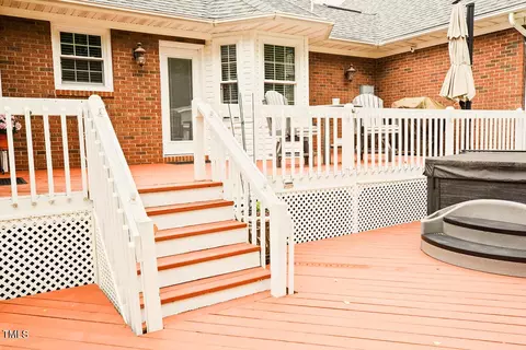 Exterior - 230 Wendy Pl, Benson, NC 27504 photo 8 of 10