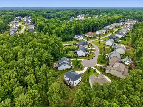 View/Area - 8101 Fergus Ct, Wake Forest, NC 27587 photo 4 of 7