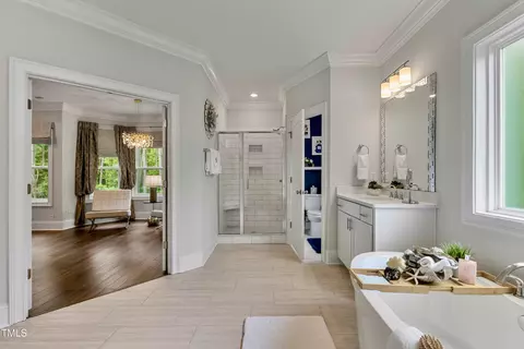 Bath - 8101 Fergus Ct, Wake Forest, NC 27587 photo 3 of 6