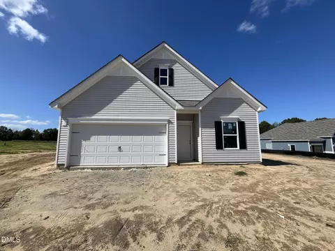 121 E American Marigold Dr, Benson, NC 27504