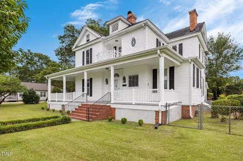 301 E H St, Erwin, NC 28339