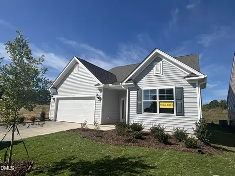 42 Quilting Dr, Benson, NC 27504