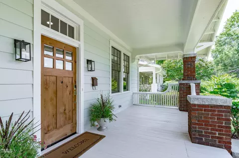 Exterior - 318 E Trinity Ave, Durham, NC 27701 photo 2 of 4