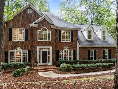4717 Shadow Ridge Ct, Holly Springs, NC 27540