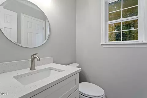 Bath - 819 Durkyn Pl, Wake Forest, NC 27587 photo 1 of 4