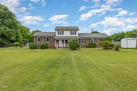 9558 Batten Rd, Kenly, NC 27542