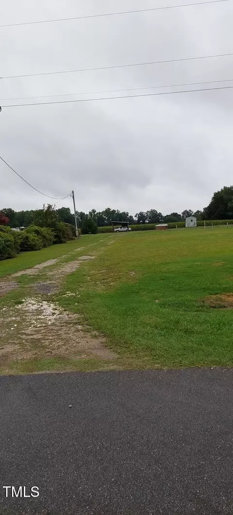 9552 Batten Rd, Kenly, NC 27542