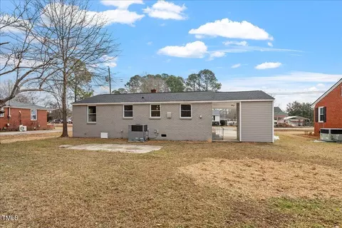 Exterior - 322 Pace St, Smithfield, NC 27577 photo 5 of 6