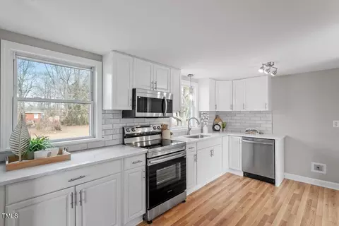Kitchen - 322 Pace St, Smithfield, NC 27577 photo 1 of 6