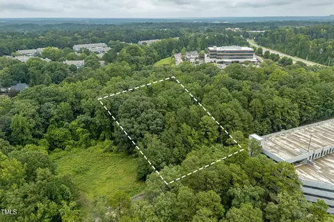 4224 Macon Pond Rd, Raleigh, NC 27607 photo 1