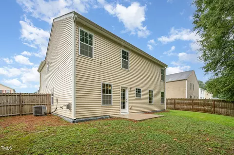 Exterior - 356 Botanical Ct, Bunnlevel, NC 28323 photo 6 of 7