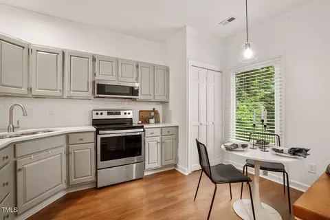 217 Danforth Dr, Cary, NC 27511 photo 10