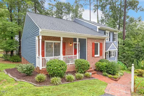217 Danforth Dr, Cary, NC 27511 photo 2