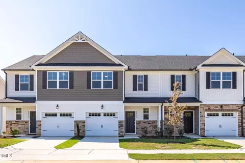 3910 Well Fleet Dr, Fuquay Varina, NC 27526 photo 2