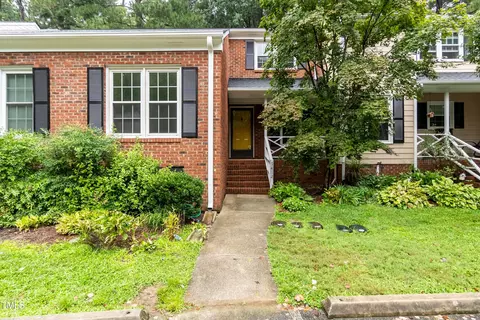 7412 Penny Hill Ln, Raleigh, NC 27615