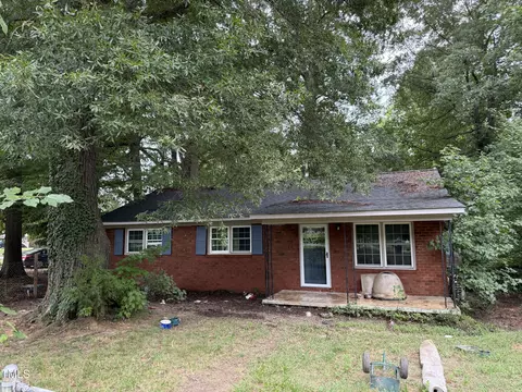 801 W Holt St, Mebane, NC 27302