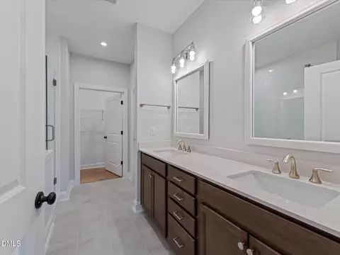 Bath - 253 Murray Grey Ln, Wake Forest, NC 27587 photo 2 of 6