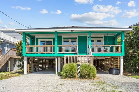 1811 S Shore Dr, Surf City, NC 28445
