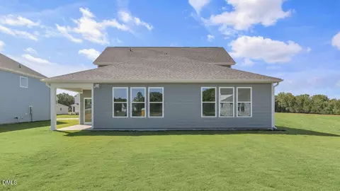 Exterior - 36 Pink Iris Ct, Clayton, NC 27520 photo 5 of 9