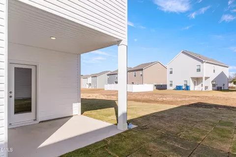 172 Courtside Dr, Dunn, NC 28334 photo 17