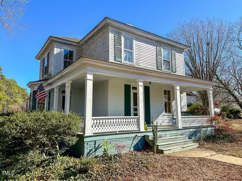 302 Halifax St, Warrenton, NC 27589