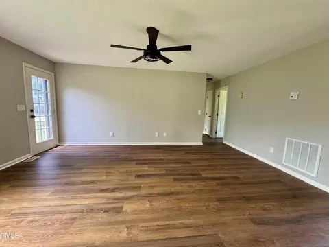 Living - 382 Circle Dr, Angier, NC 27501 photo 2 of 2