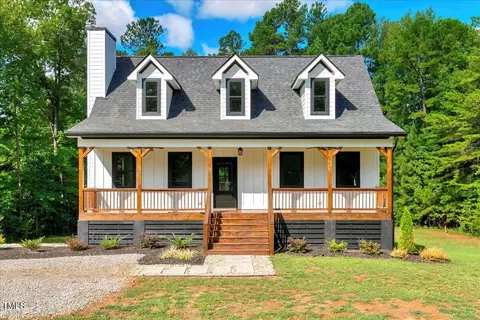 692 Port Dr, Henderson, NC 27537