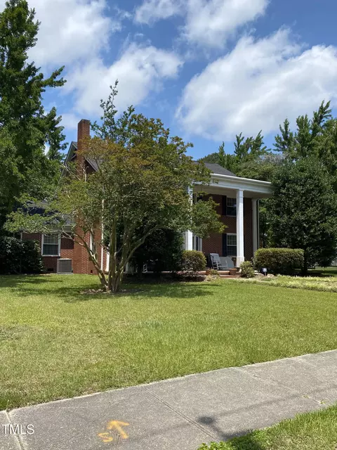 415 N Third St, Smithfield, NC 27577 photo 1