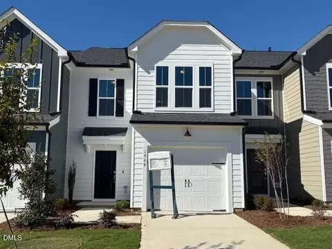 1968 Dapple Dr, Fuquay Varina, NC 27592