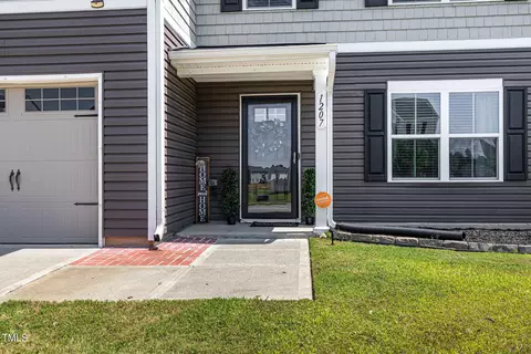 1207 Bent Willow Dr, Durham, NC 27704 photo 5