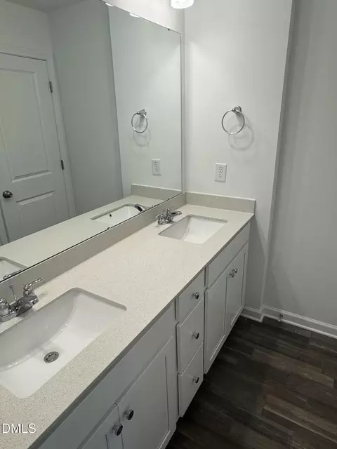 Bath - 128 Vulcan St, Garner, NC 27529 photo 3 of 3