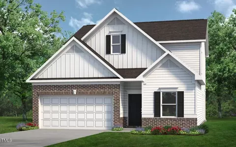 1632 Elk Run Dr, Fayetteville, NC 28312