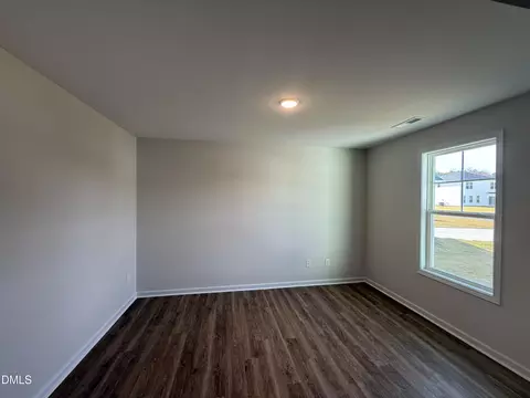 38 Chloe Ct, Selma, NC 27576 photo 2