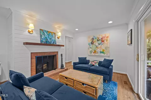 Living - 806 Beaver Dam Rd, Raleigh, NC 27607 photo 2 of 2