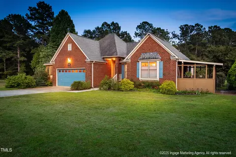 460 Riverside Rd, Grifton, NC 28530
