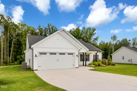 237 Saddlewood Ln, Zebulon, NC 27597 photo 3