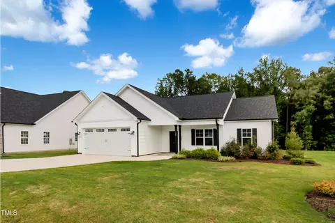 237 Saddlewood Ln, Zebulon, NC 27597 photo 4