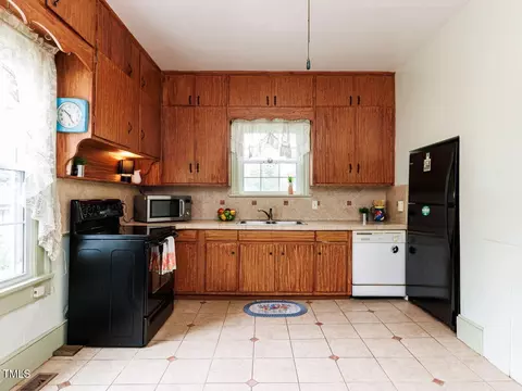 Kitchen - 701 Rand Rd, Garner, NC 27529 photo 1 of 2