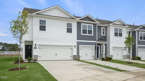 35 Virgo Dr, Angier, NC 27501
