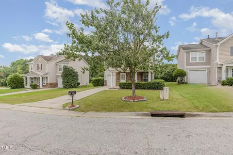 2640 Quarry Springs Rd, Raleigh, NC 27610