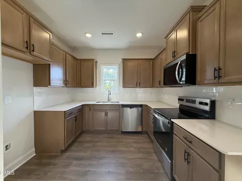 88 Legolas Ct, Middlesex, NC 27557 photo 2