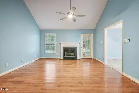 Living - 899 Core Rd, Dunn, NC 28334 photo 3 of 3