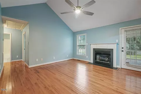 Living - 899 Core Rd, Dunn, NC 28334 photo 2 of 3