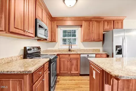 Kitchen - 407 E Woodall St, Smithfield, NC 27577 photo 3 of 5