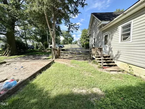 Exterior - 802 Mill St, Wake Forest, NC 27587 photo 3 of 4
