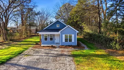 204 S Pender St, Elm City, NC 27822