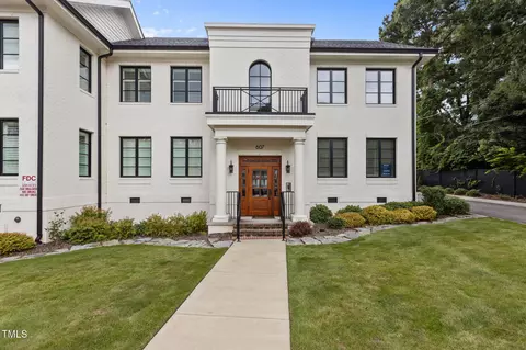 607 Smedes Pl #C, Raleigh, NC 27605