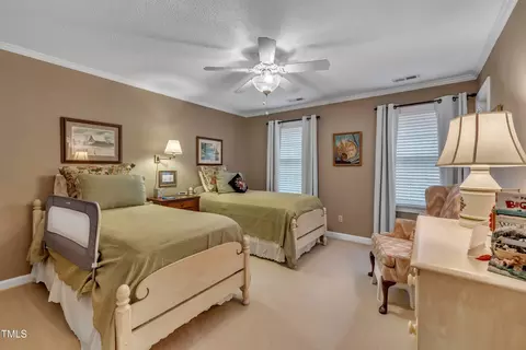 Bedroom - 2013 Eagleton Cir, Raleigh, NC 27609 photo 4 of 5