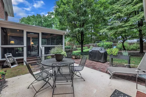 Exterior - 2013 Eagleton Cir, Raleigh, NC 27609 photo 10 of 17